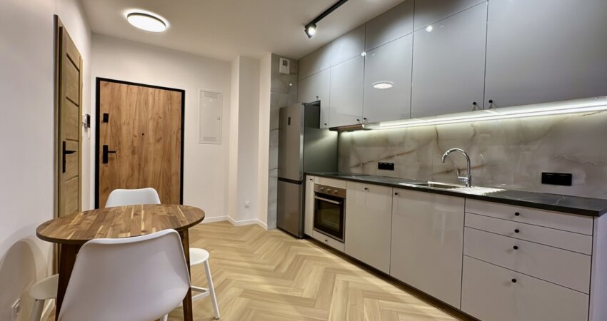 29700986-A6D5-4841-A15F-0BB11D70C2DD