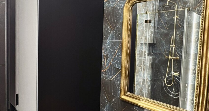 9D12F745-BAEA-495C-A738-45BBBE7649CD