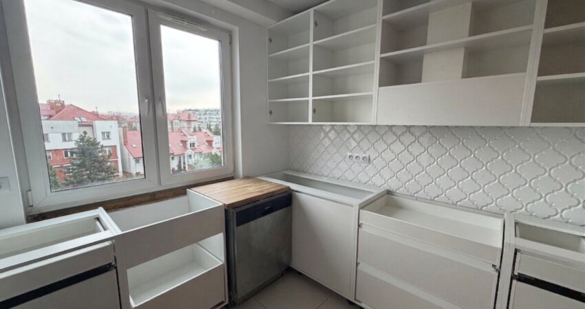 Gemini_Generated_Image_gfylongfylongfyl